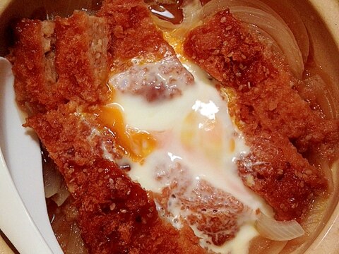 市販メンチカツリメイク☆メンチカツと玉ねぎの卵とじ